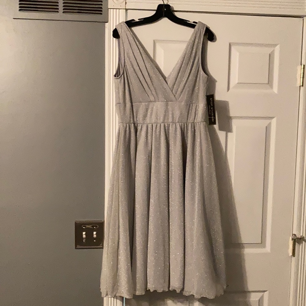 Stop staring! Midi gray sparkly dress with a Vneck line, sleeveless. XL